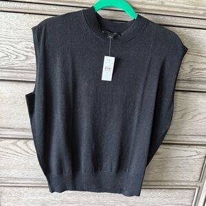 NWT light sweater shell vest